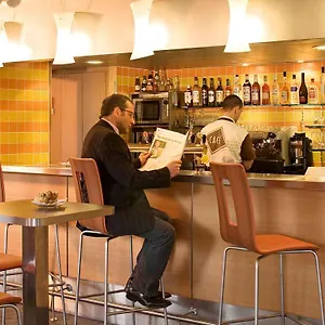 Ibis En Bresse Hotell